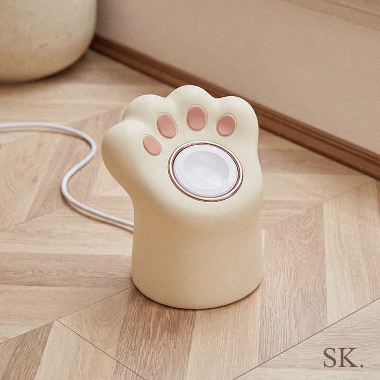 Image of the Paw Apple Watch Charger product design concept (2026)