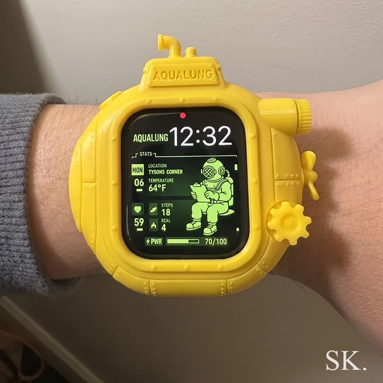 Image of the Apple Watch Case Submarine product design concept (2026)